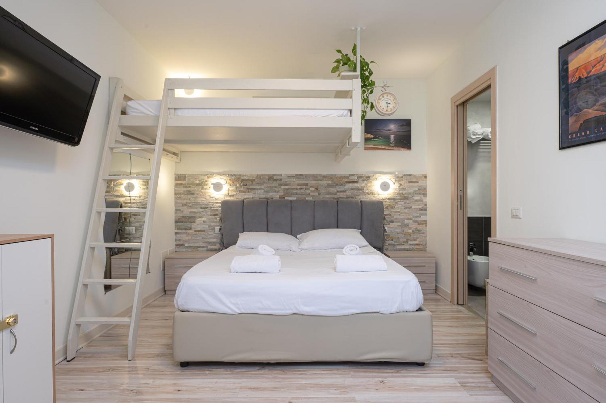 Incantevole Location Fronte Lago Sirmione Exterior photo