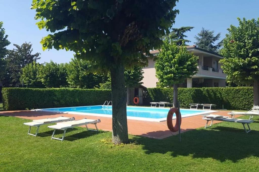 Incantevole Location Fronte Lago Sirmione Exterior photo